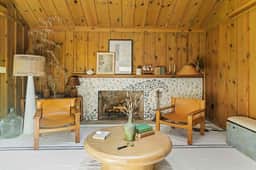 VR-1127 Persimmon St
