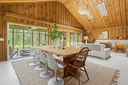 VR-1127 Persimmon St