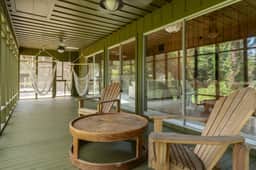 VR-1127 Persimmon St
