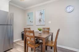 1121 HILL#4(2BR)