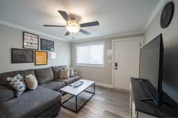 3516 Pleasant#3(2BR)
