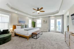 9618 20th Bay