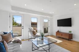 1202 Eton NW #3-LT