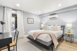 238 11th St NE - B
