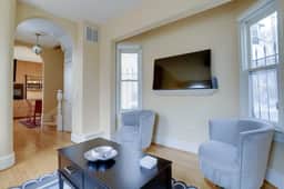 1732 21st NW-Up-LT