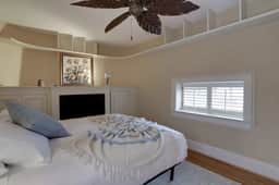 1732 21st NW-Up-LT