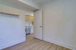 1901-#6-UNFURNISHED