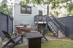 935 15th SE