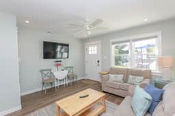 4448 OV AVE #A