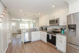 4448 OV AVE #A