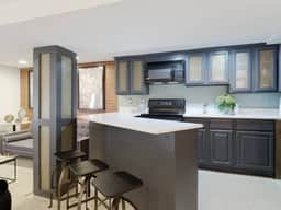 230 2nd St SE-LT