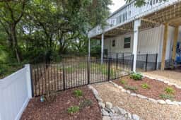 Dog Friendly, Hot Tub, & Walk to Beach!