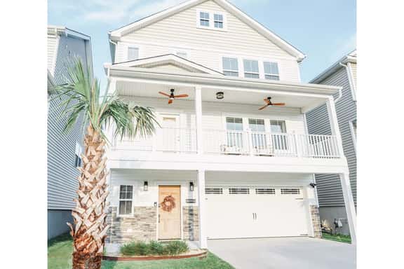 9622 20th Bay  - Image 1