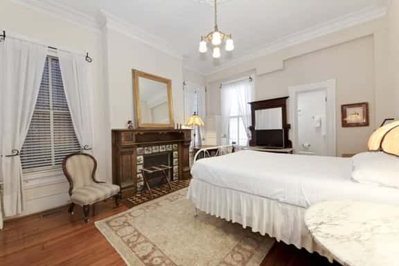 Victorian Room #1604 - Image 1