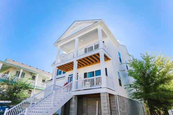 1511 Lea View - LT - Image 1