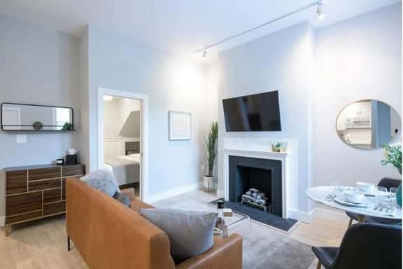 2110 R St NW #102-LT - Image 1