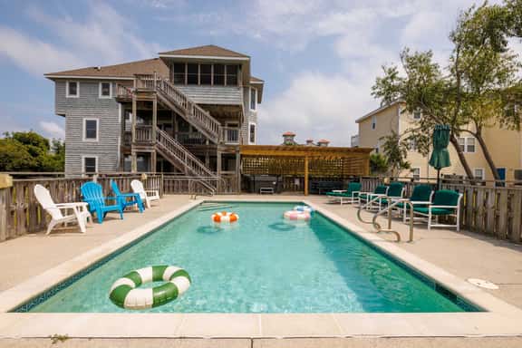 VR-1082 Lighthouse Dr - Image 1