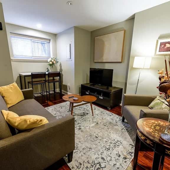 1716 13th NW-B - Image 1
