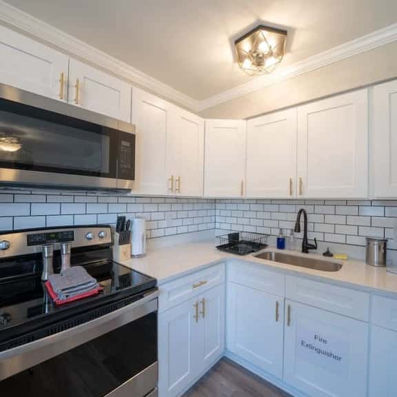 3510 Pleasant#5(1BR) - Image 1