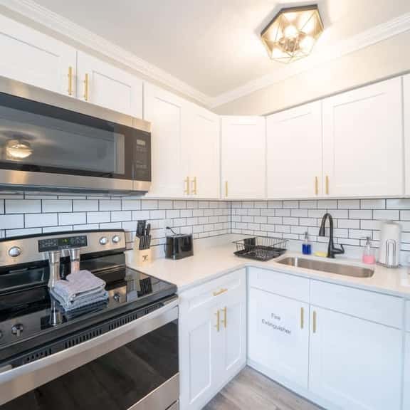 3510 Pleasant#2(1BR) - Image 1