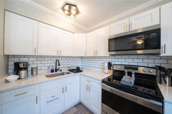 3510 Pleasant#3(1BR)