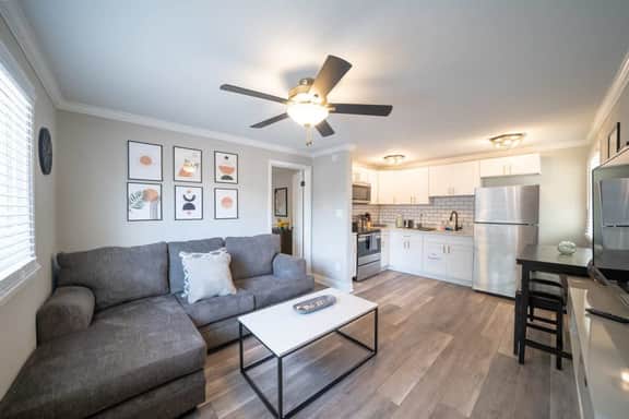 3516 Pleasant#8(1BR)