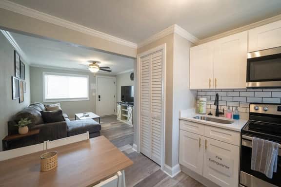 3516 Pleasant#3(2BR)