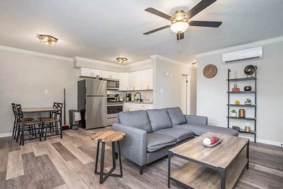 956716th #3(2BR)RTO