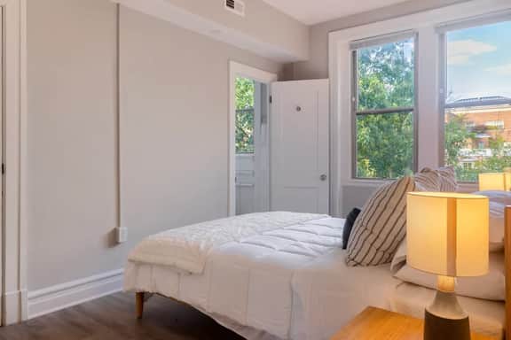 2800 #302 | 1BR