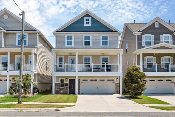 9618 20th Bay