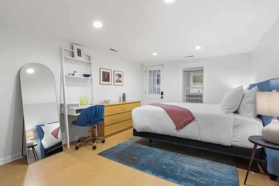 1231 F St NE - LT
