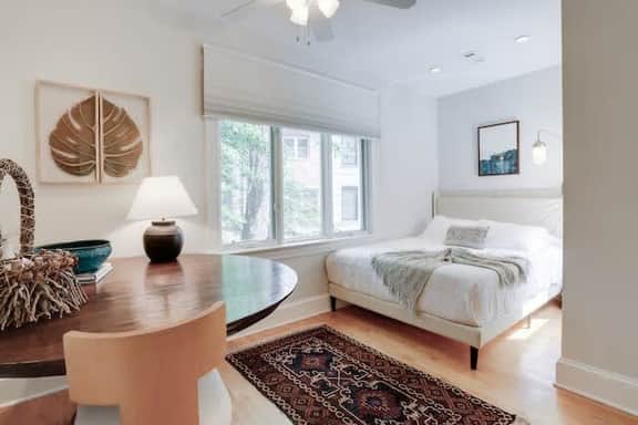 1358 N Carolina