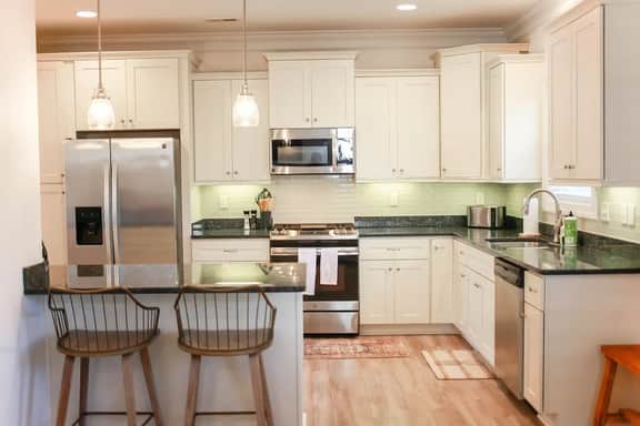 9563 20th Bay - ST