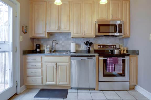 545 4th St SE-LT