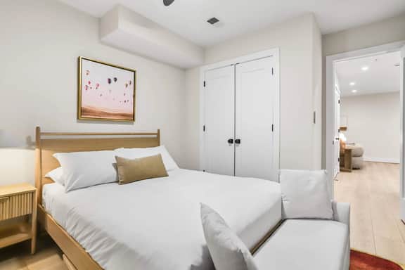 2735 ConnAveNW #1