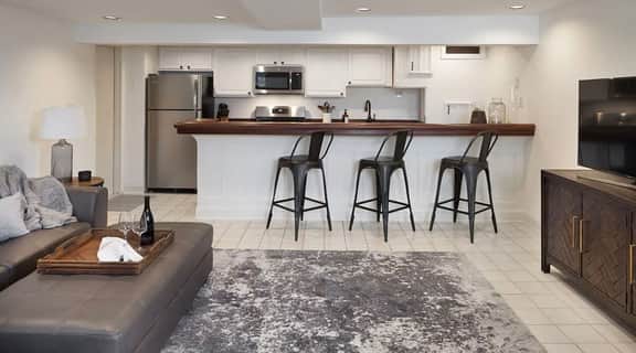 400 Seward-B2