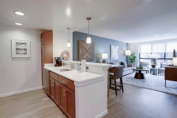 3444 Fairfax #435