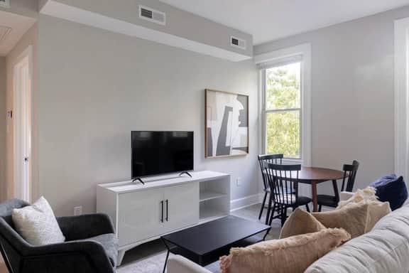 2800 #202 | 1 BR
