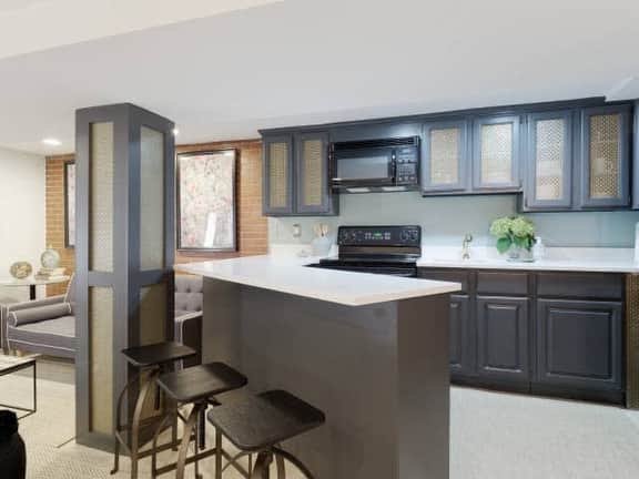 230 2nd St SE-LT