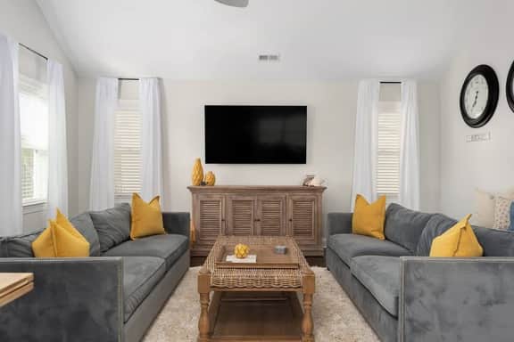VR-515 Hayman Blvd - Image 2