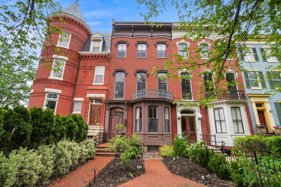 327 E Cap-Upper