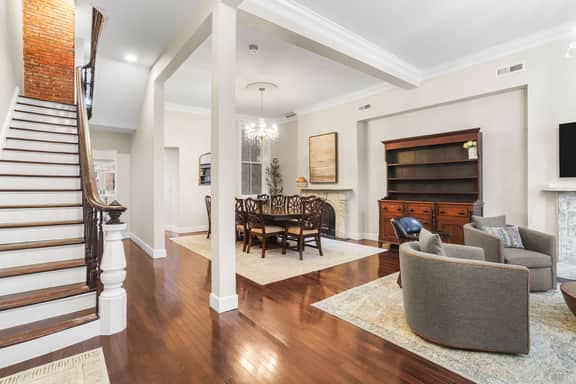 327 E Cap-Upper