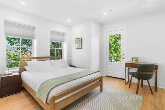 Sojourn 2BD Penthouse with Balcony on the Hill