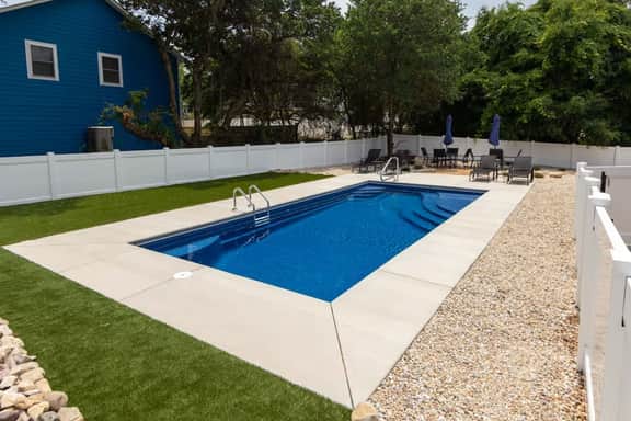 Dog Friendly, Hot Tub, & Walk to Beach!