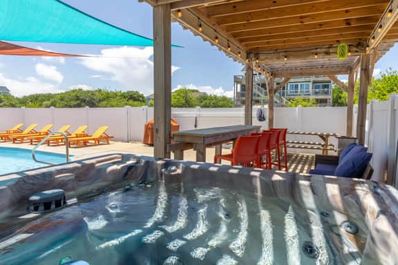 VR-962 Whalehead Dr