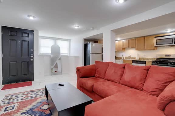 1352 Penn-#B - Image 2