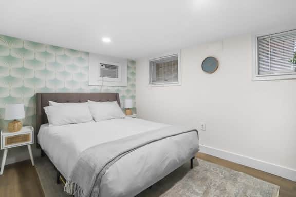 Sojourn on C, Modern 2BD Near Metro - Image 4