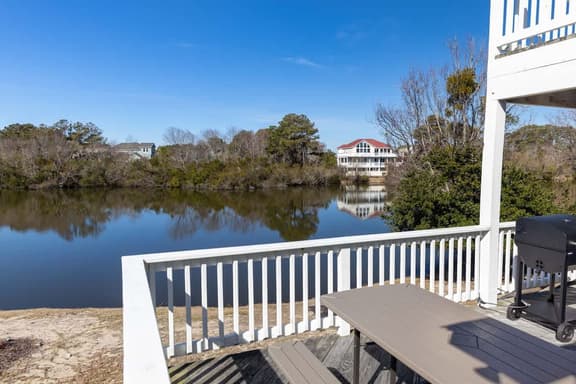 VR-1252 Lakeside Dr