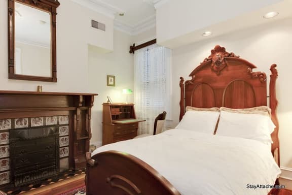 Lincoln Room #1604