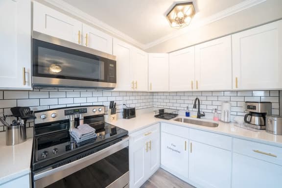 3510 Pleasant#2(1BR)
